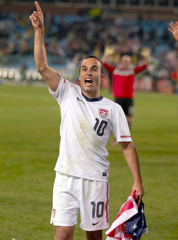 2010-USA-home-uniform-Landon-Donovan-opov-39192.jpg